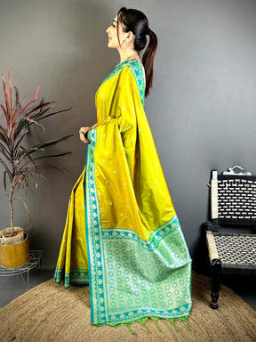 Regal Lime Yellow Gadwal Border Saree