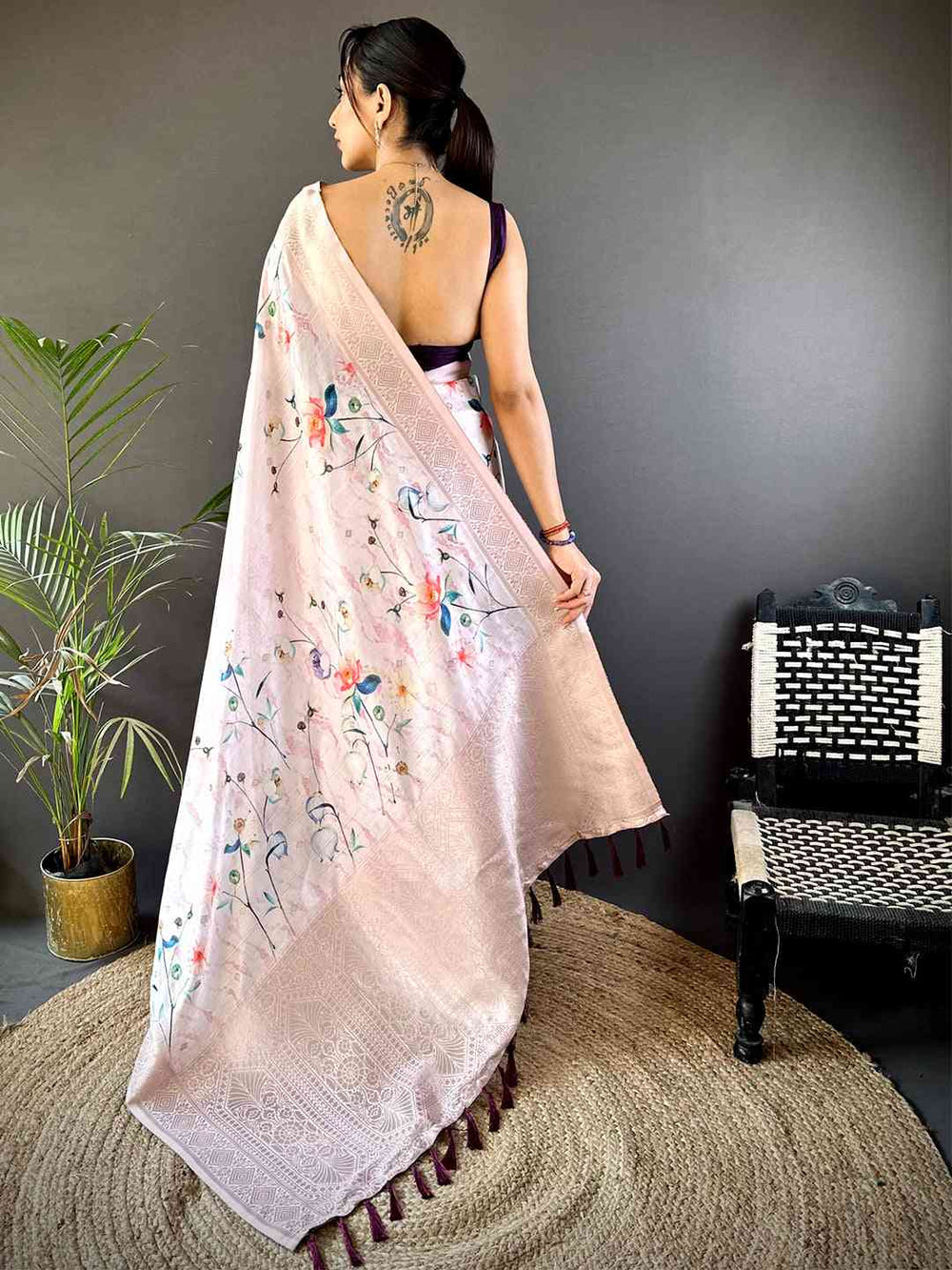 Baby Pink Floral Gold Zari Slub Silk Saree