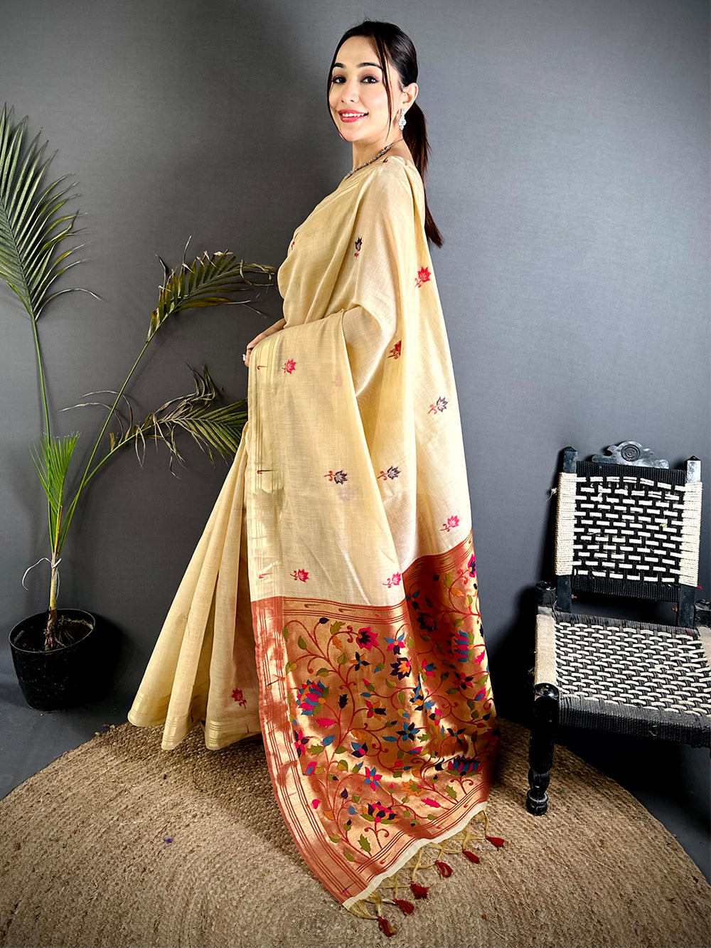 Elegance Minakari Butti Khadi Linen Saree



