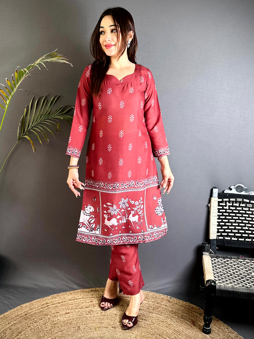 Paan Neck Kalamkari Art Kurti