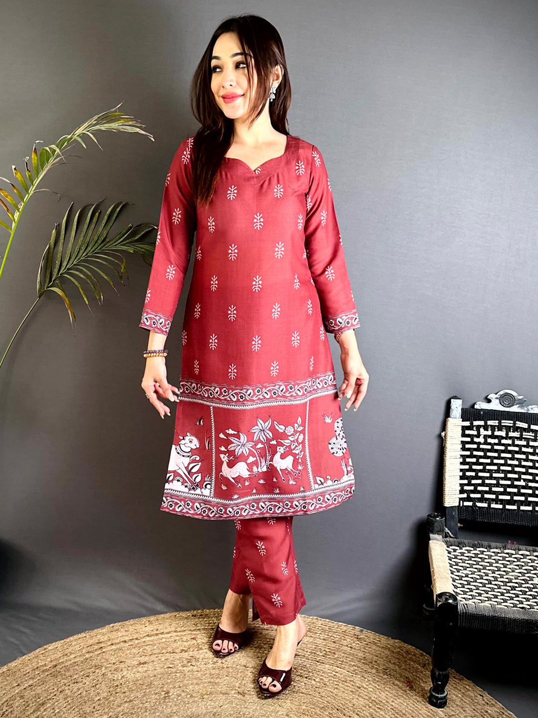 Paan Neck Kalamkari Art Kurti