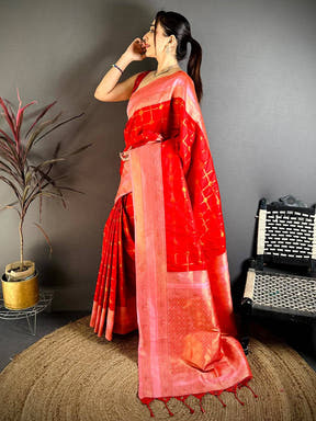 Red Check Weave Gadwal Saree


