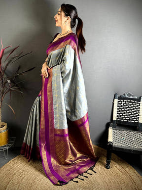 Grey Check Weave Gadwal Saree