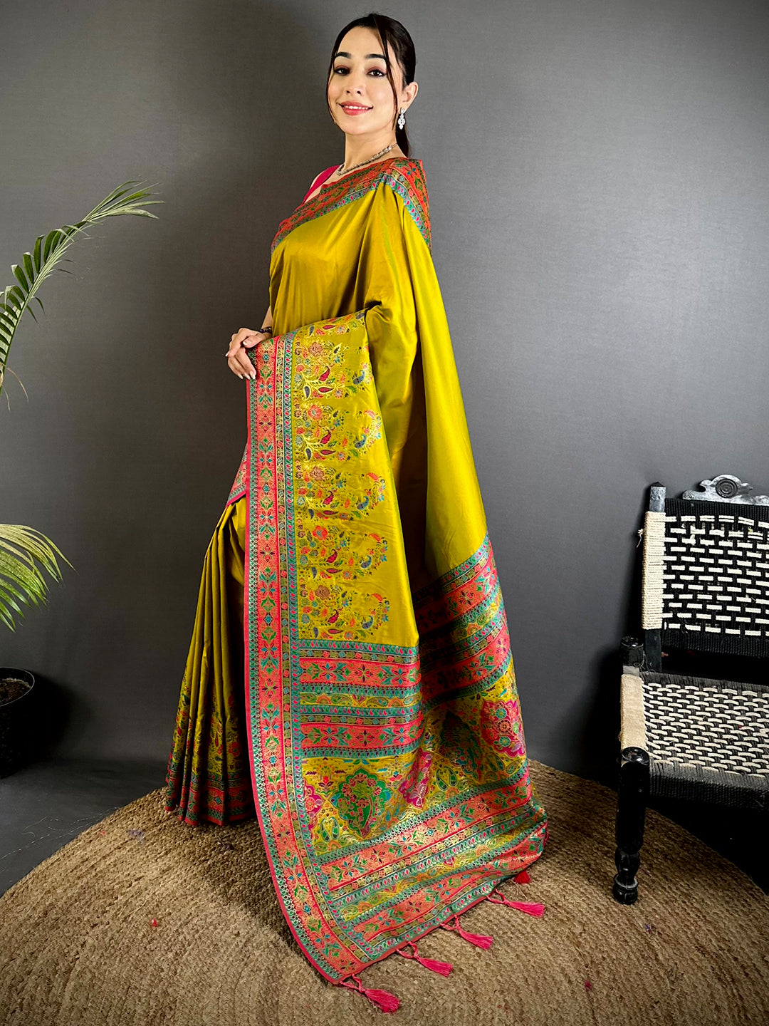 Green Kashmiri Pashmina Semi Silk Saree