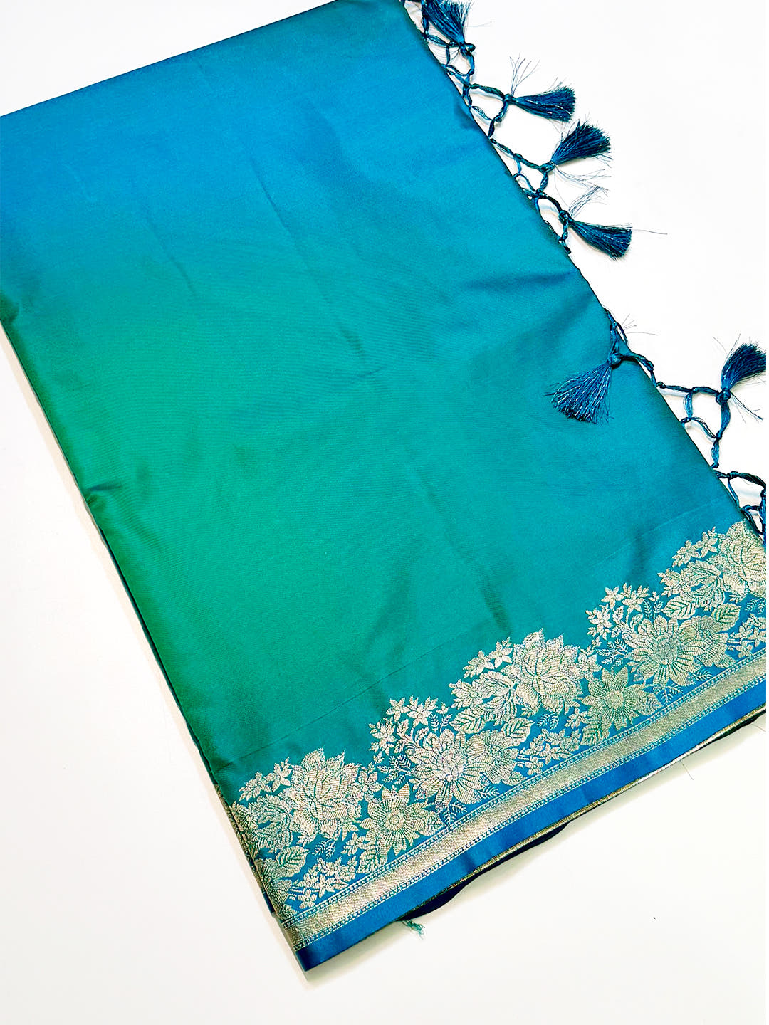Stylish Ombre Weaving Mashru Silk Saree
