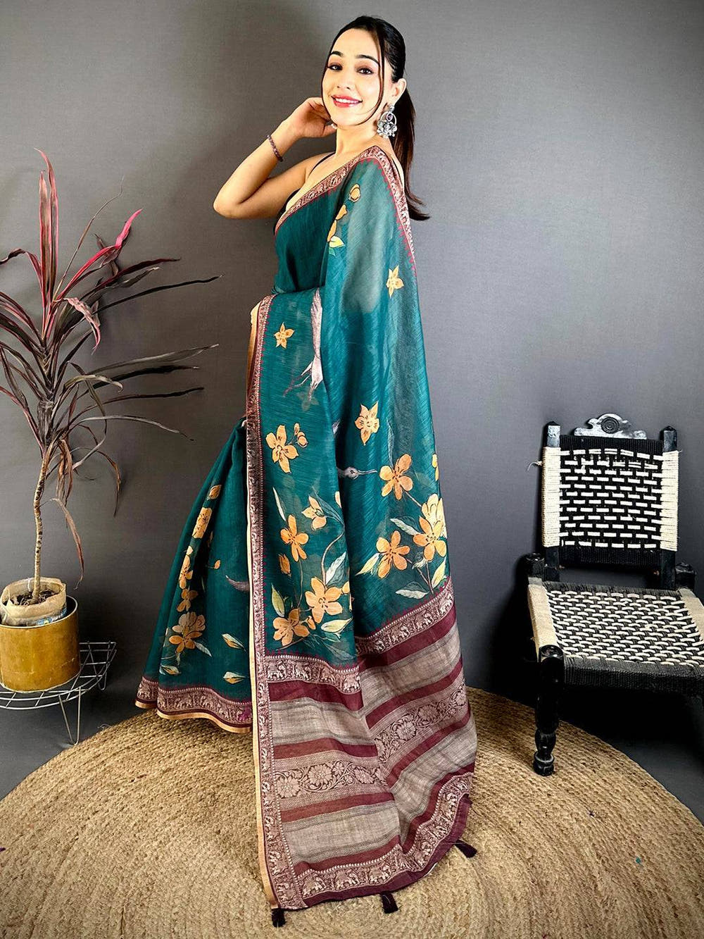 Radiant Linen Floral Kalamkari Saree