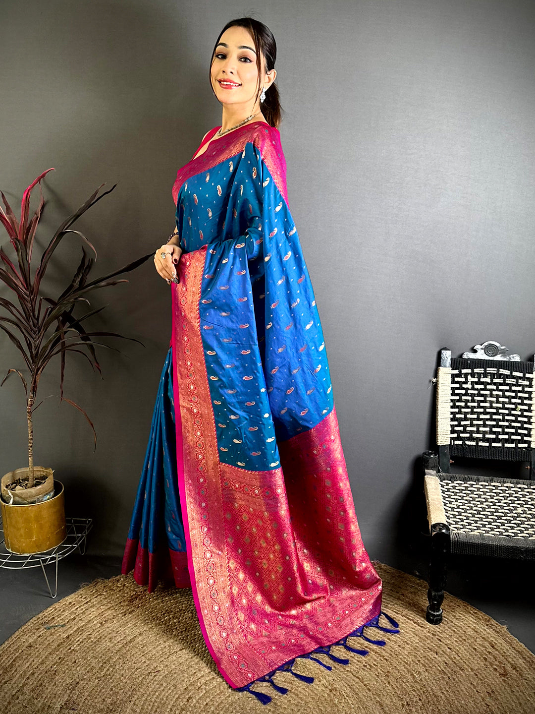 Heritage Dual Shade Kanjivaram Saree