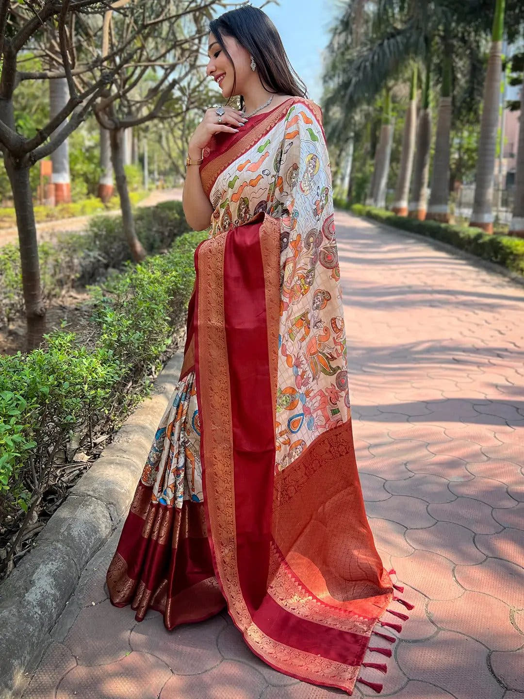 Elegant maroon Banarasi saree featuring detailed chex weaving