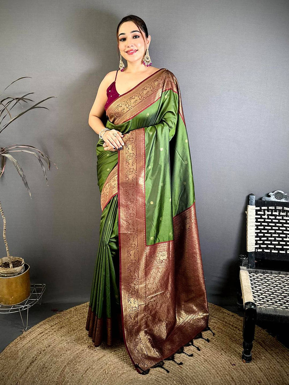 Olive Soft Silk Kanchi Zari Border Saree