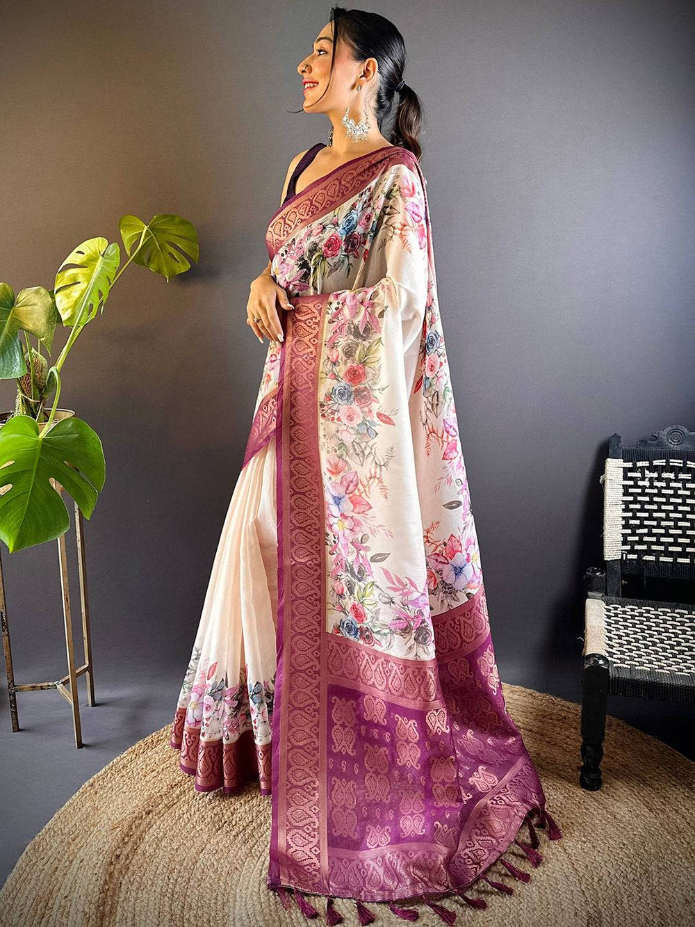 Cream Floral Cotton Rich Pallu Saree
