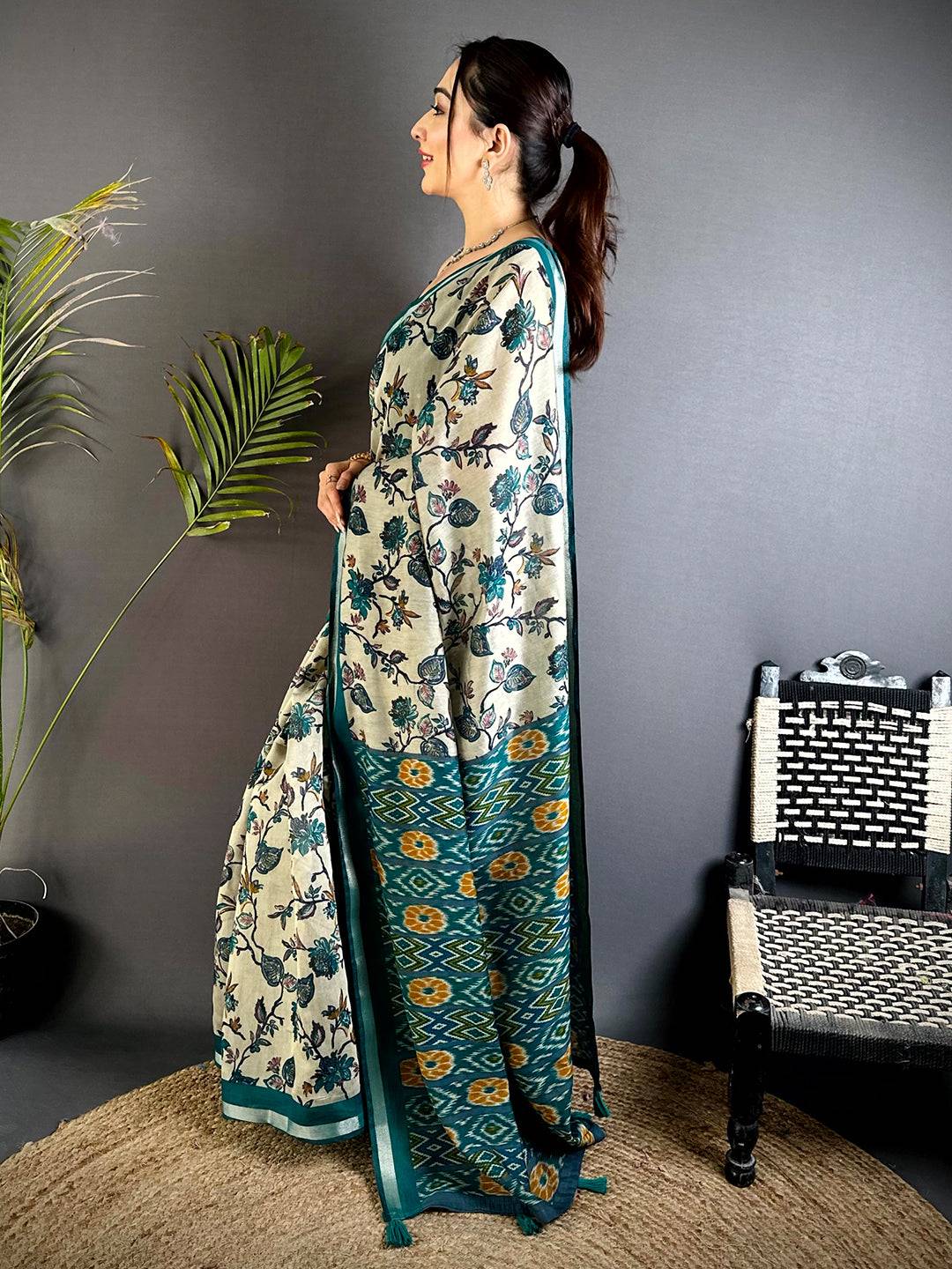 Rama Floral Phulkari Mul Cotton Saree