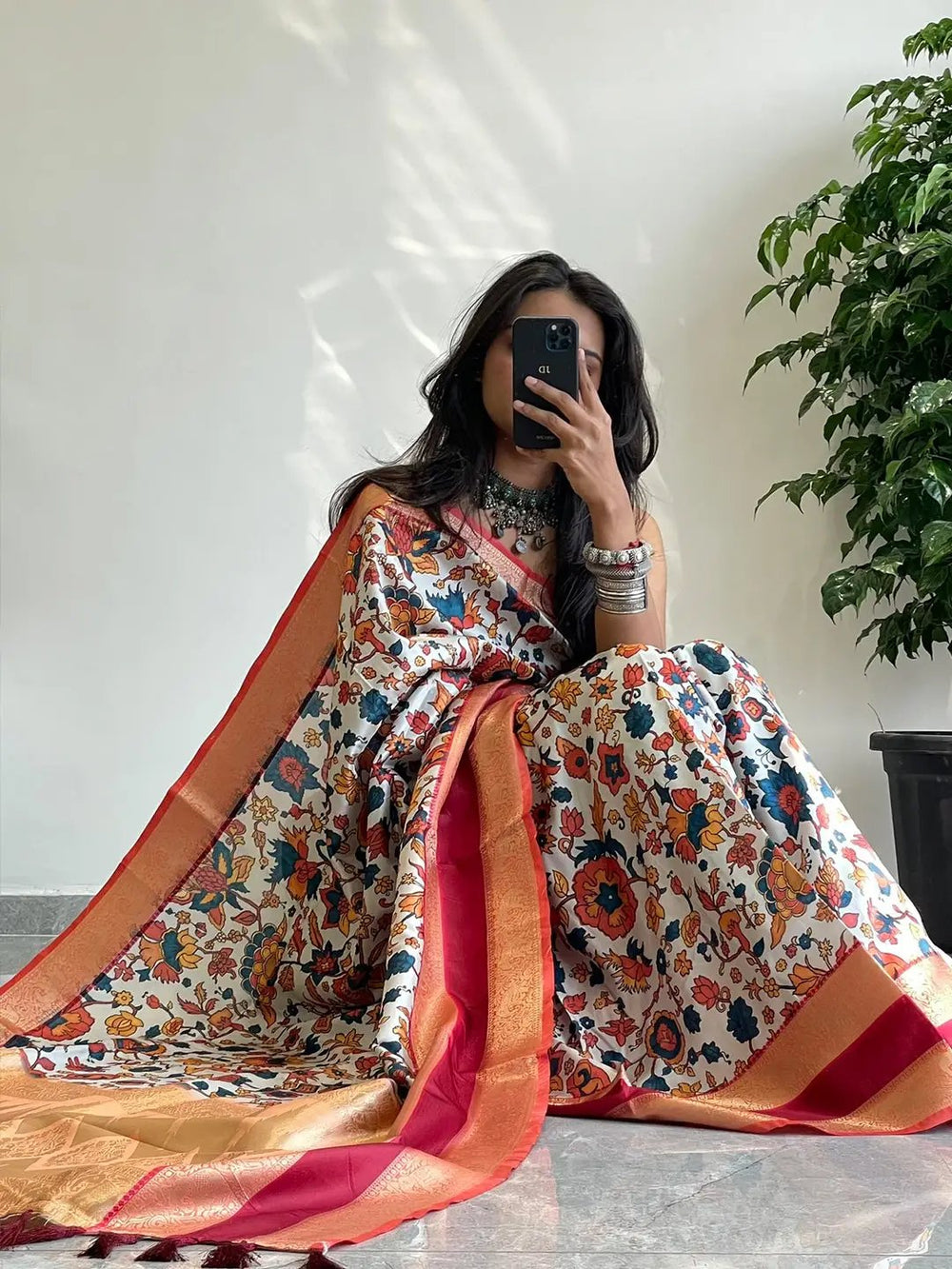 White Colour Soft Silk Kalamkari Saree