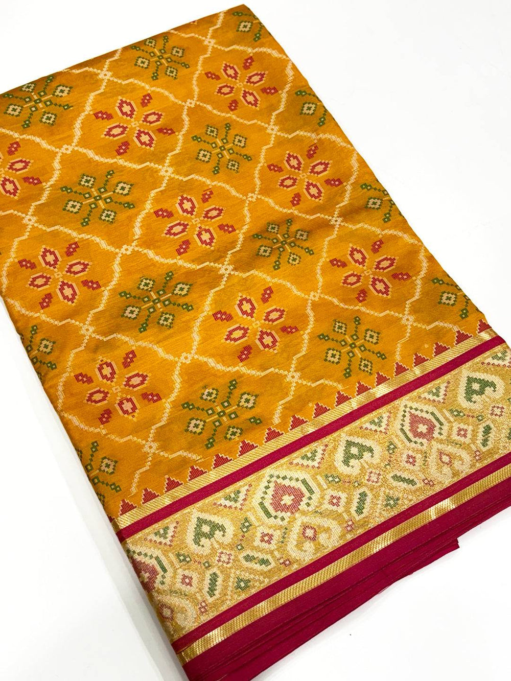 Graceful Pochampally Patola Silk Saree