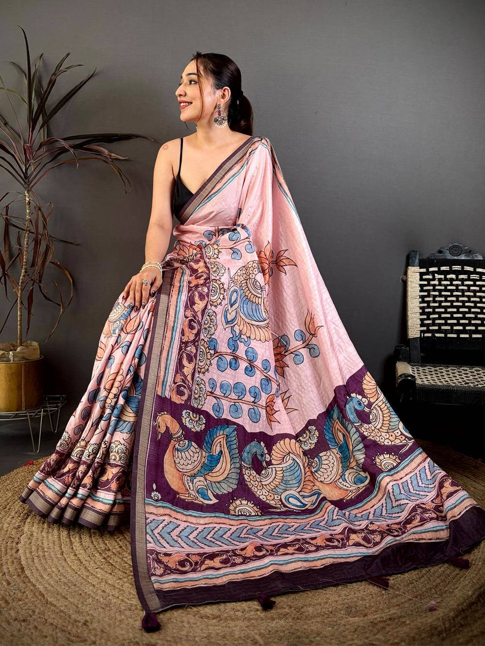 Stylish Kalamkari Lotus Tussar Saree