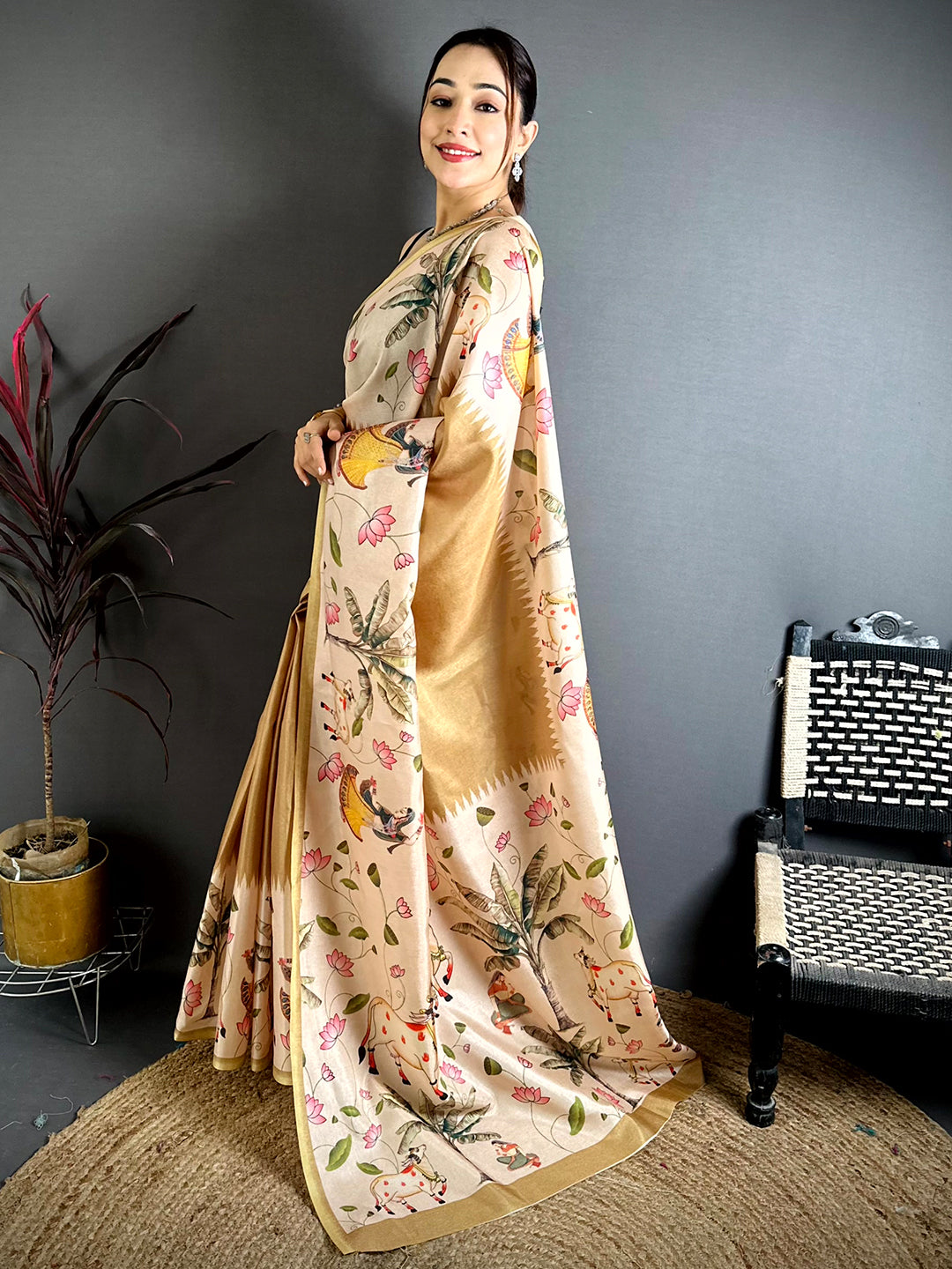 Vibrant Pichwai Border Semi Tussar Saree