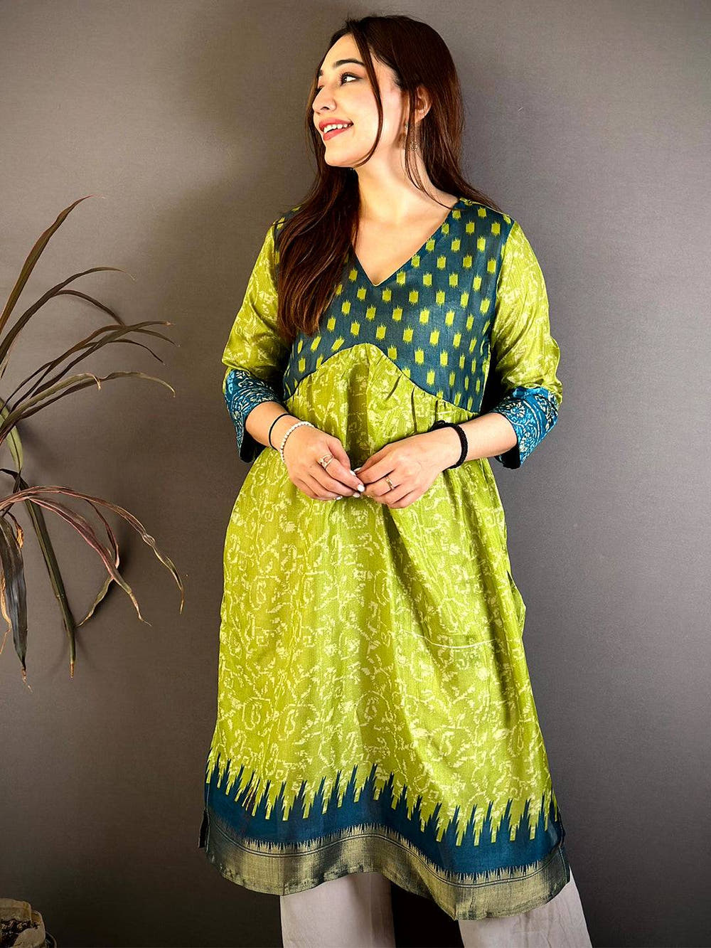 Celebrity Soft Dola Silk V Neck Kurti