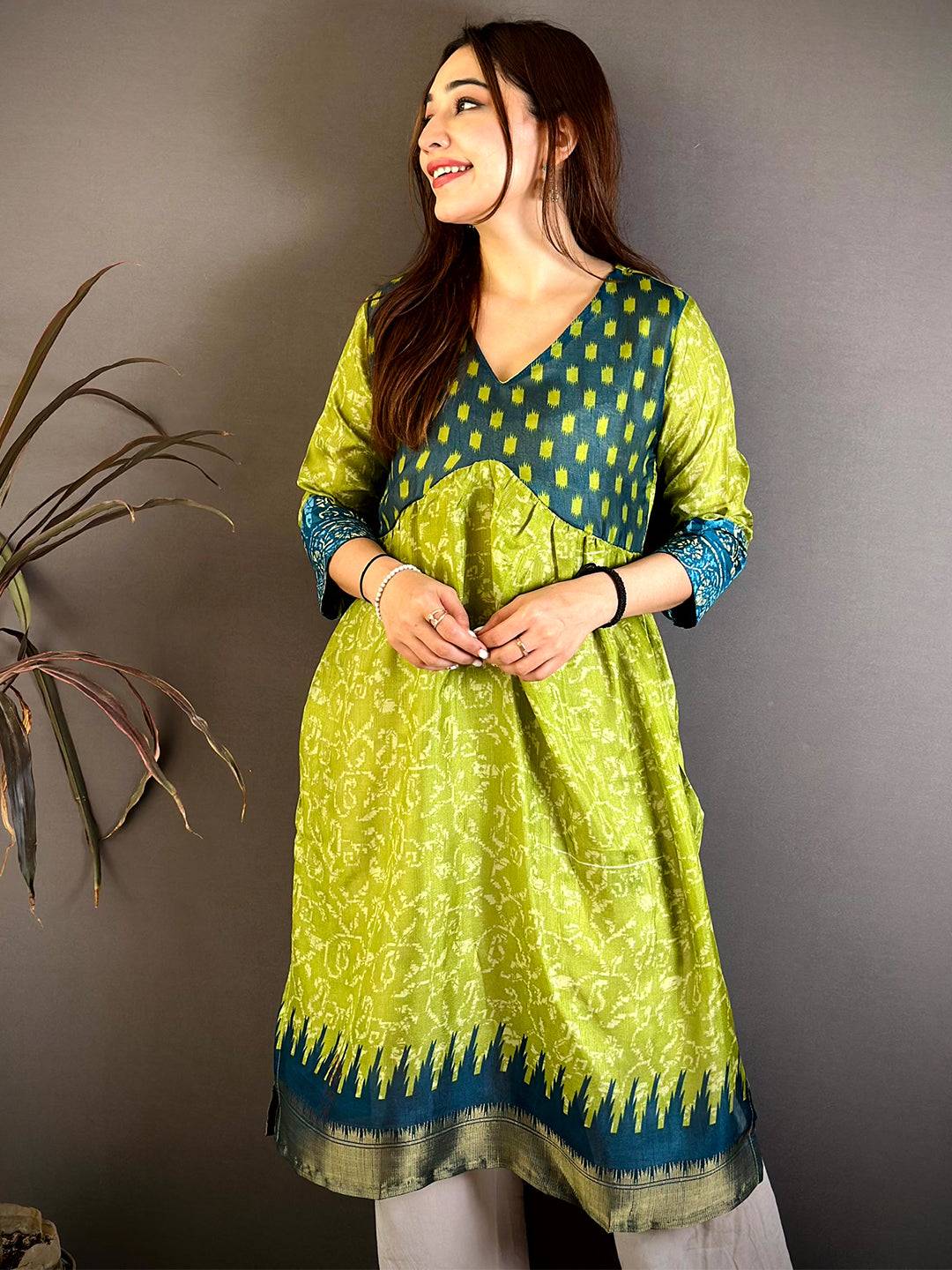 Celebrity Soft Dola Silk V Neck Kurti