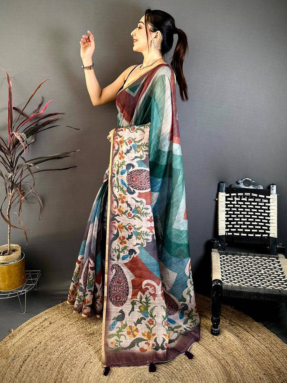 Royal Linen Tissue Geometric Saree