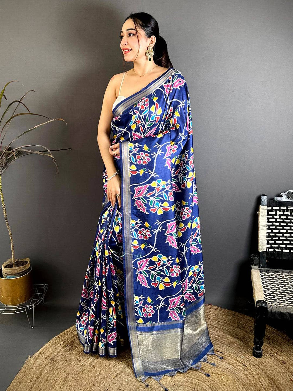 Radiant Gold Lakda Patta Kalamkari Saree