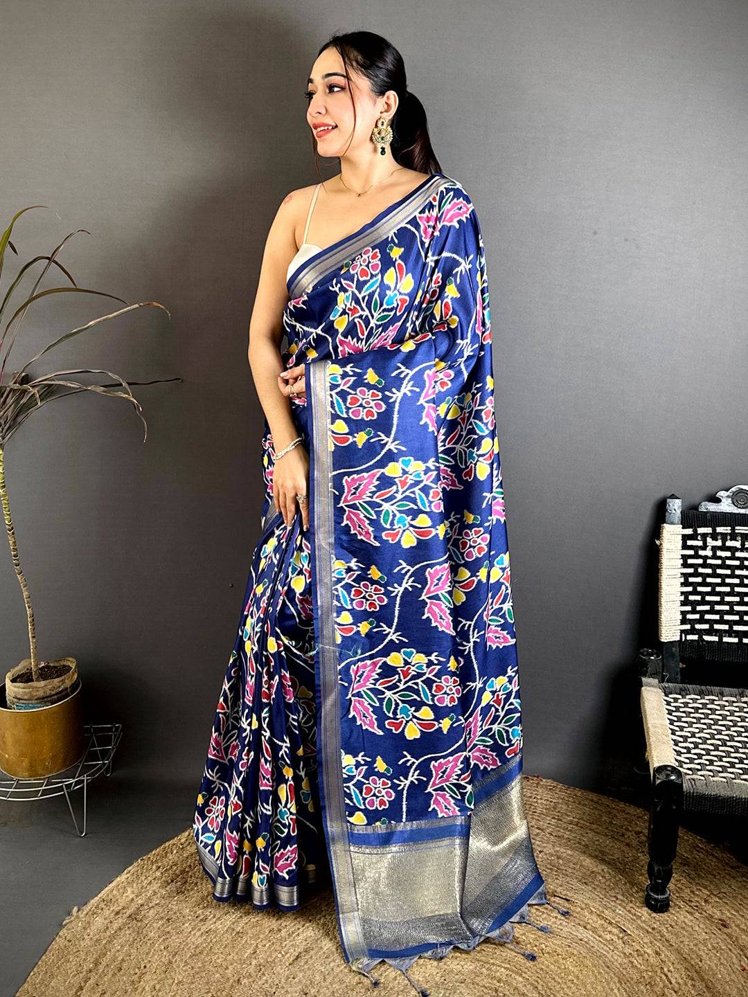 Radiant Gold Lakda Patta Kalamkari Saree