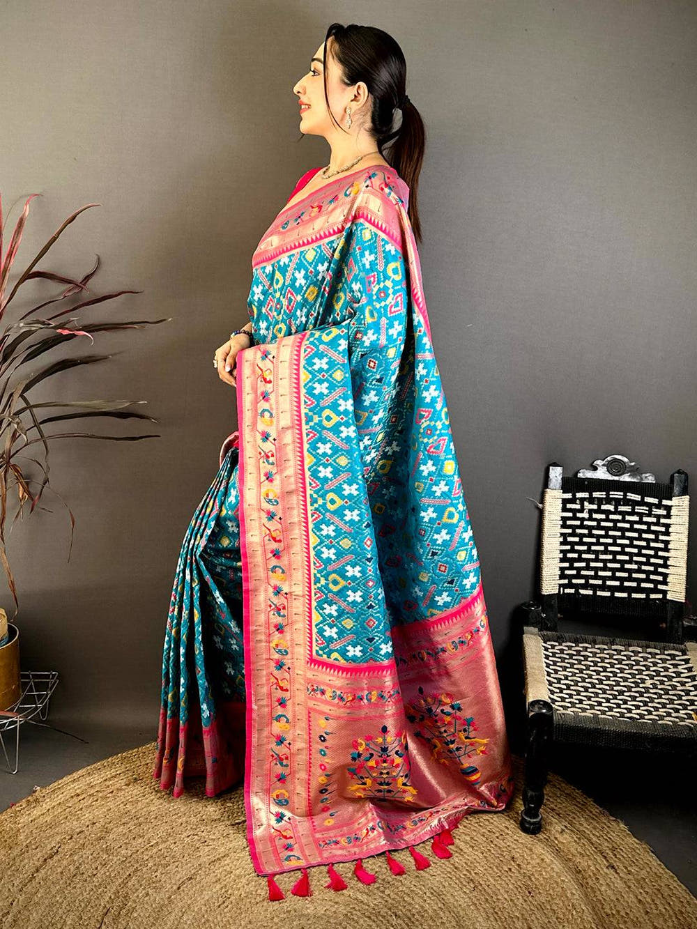 Turquoise Patola Silk Zari Weaving Saree