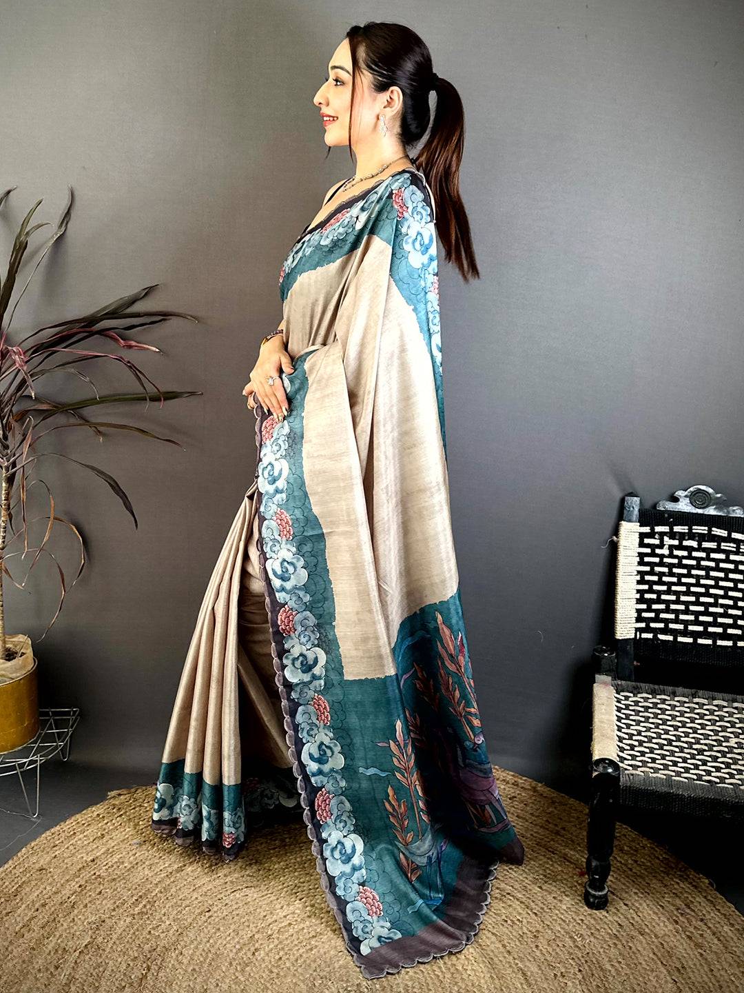 Ethnic Kalamkari Print Cutwork Border Saree