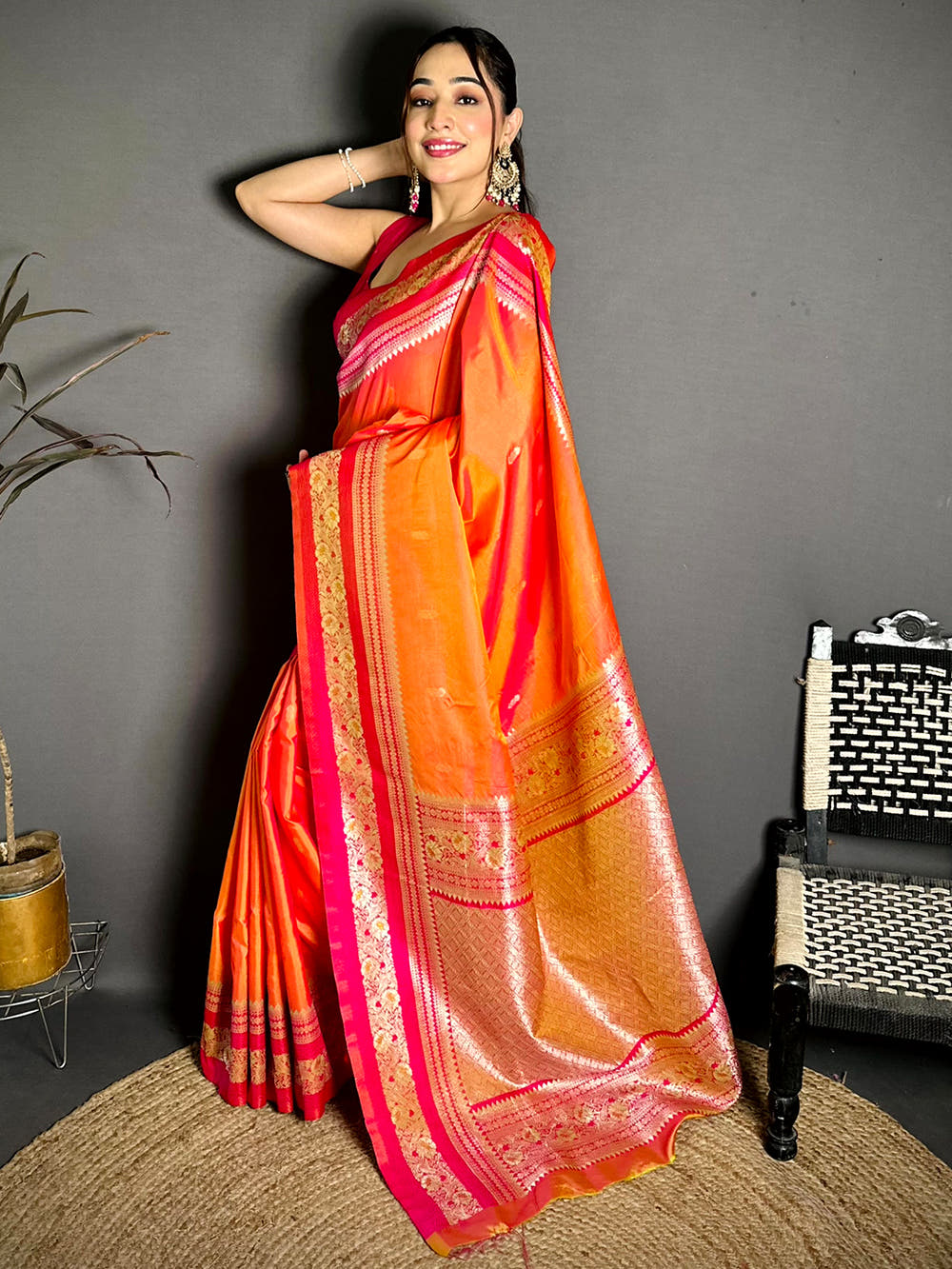 Gold Zari Woven Rani Soft Silk Saree