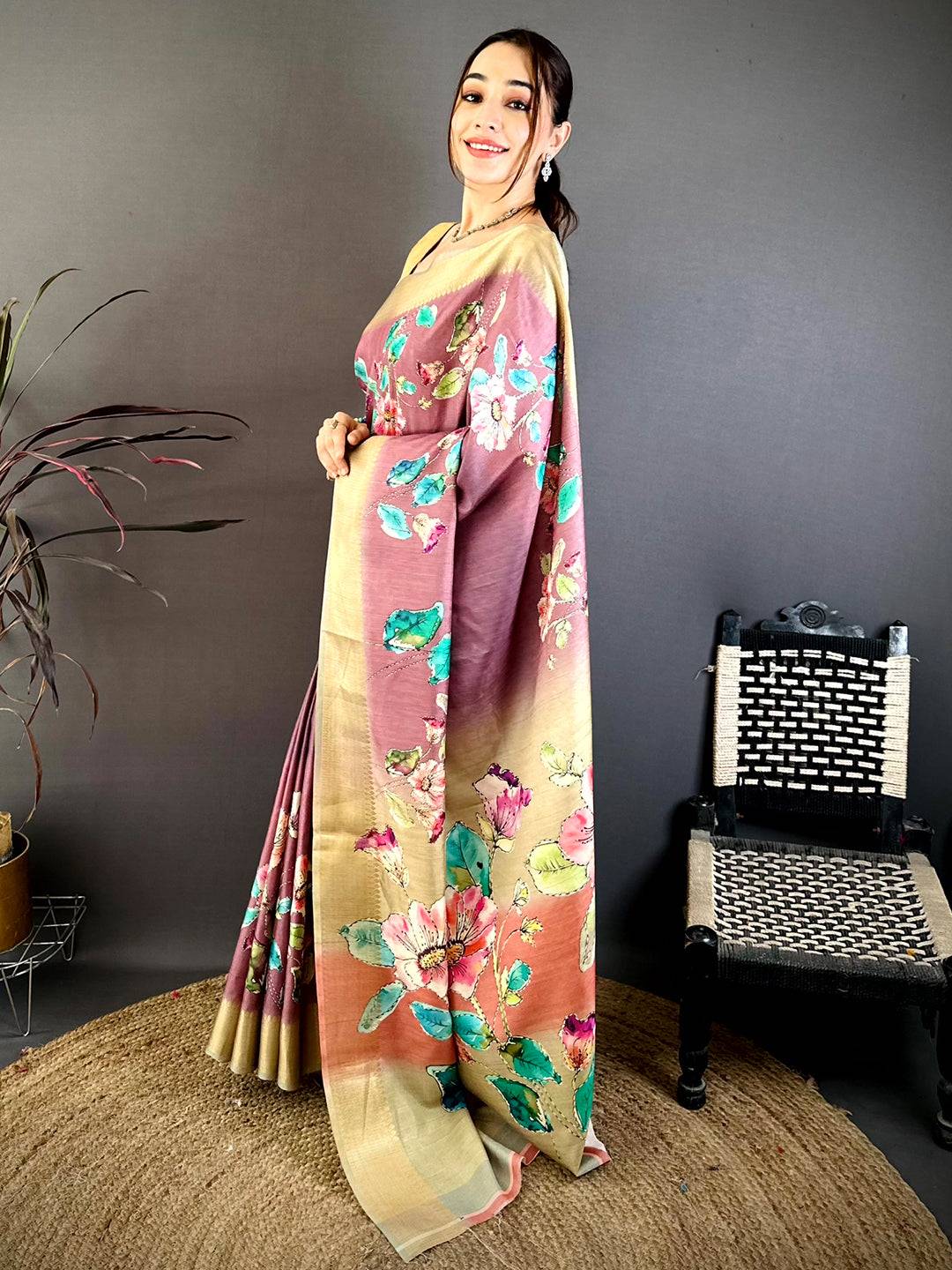 Exclusive Gold Zari Border Kalamkari Saree