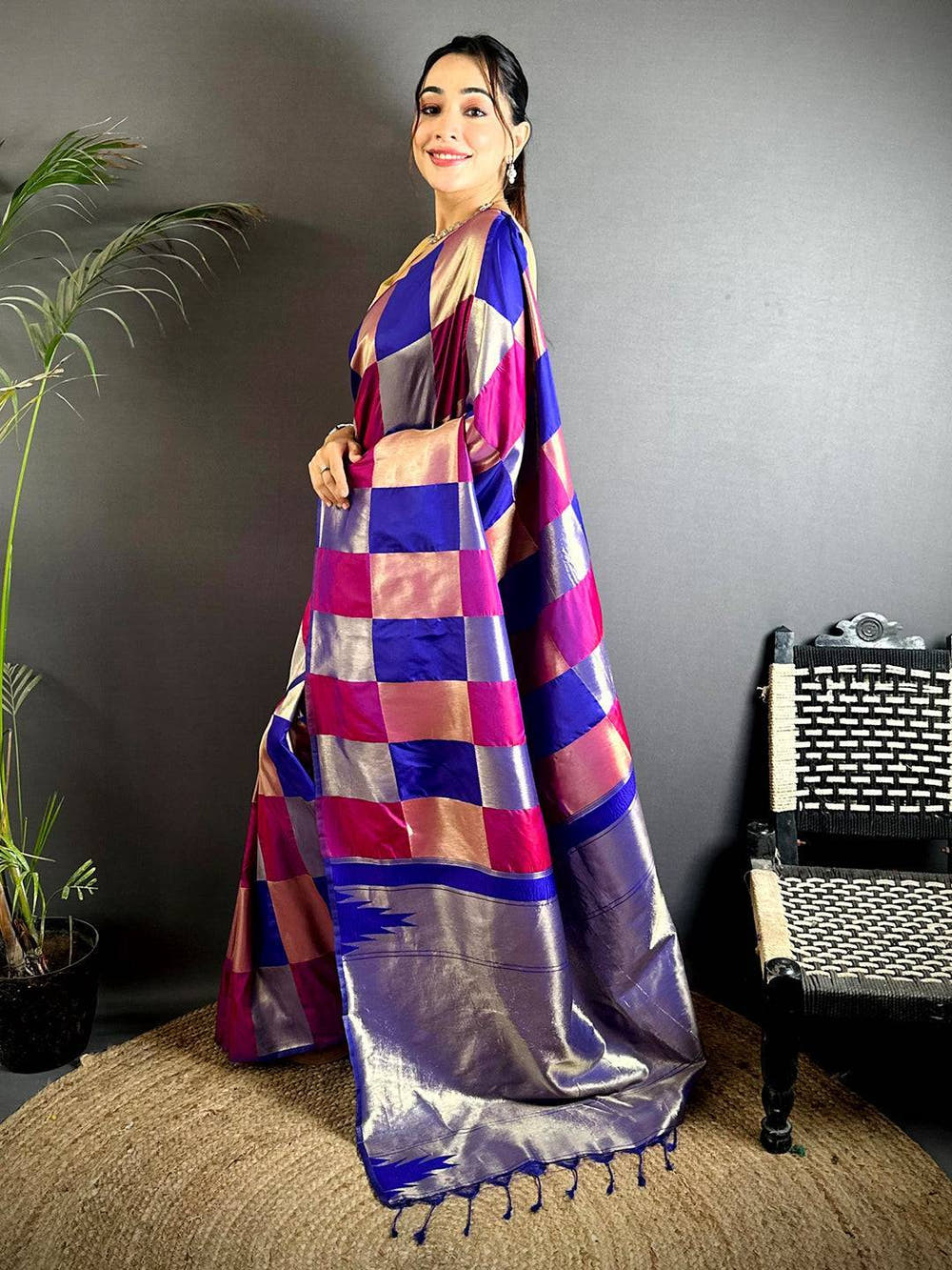 Square Grace Kanjivaram Silk Saree

