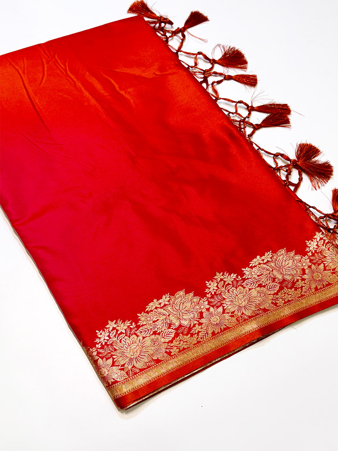 Elegant Ombre Weaving Mashru Silk Saree