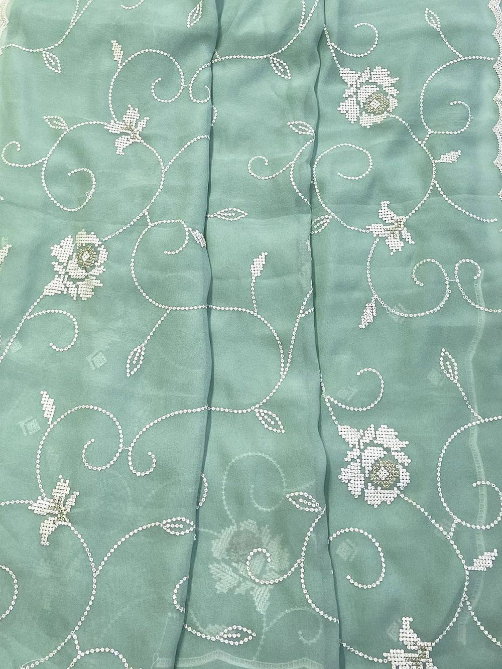 The lightweight georgette fabric