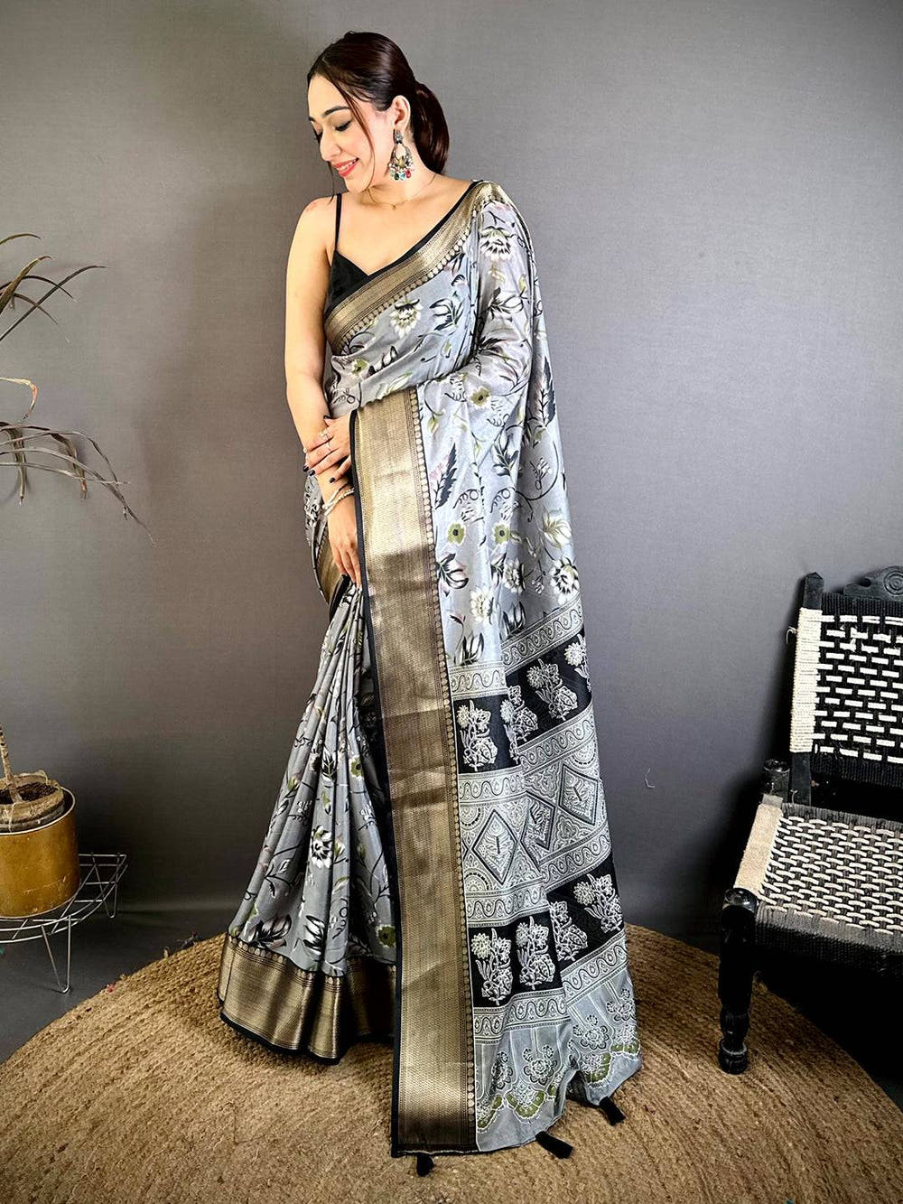 Grey Soft Dola Silk Floral Kanchi Border Saree
