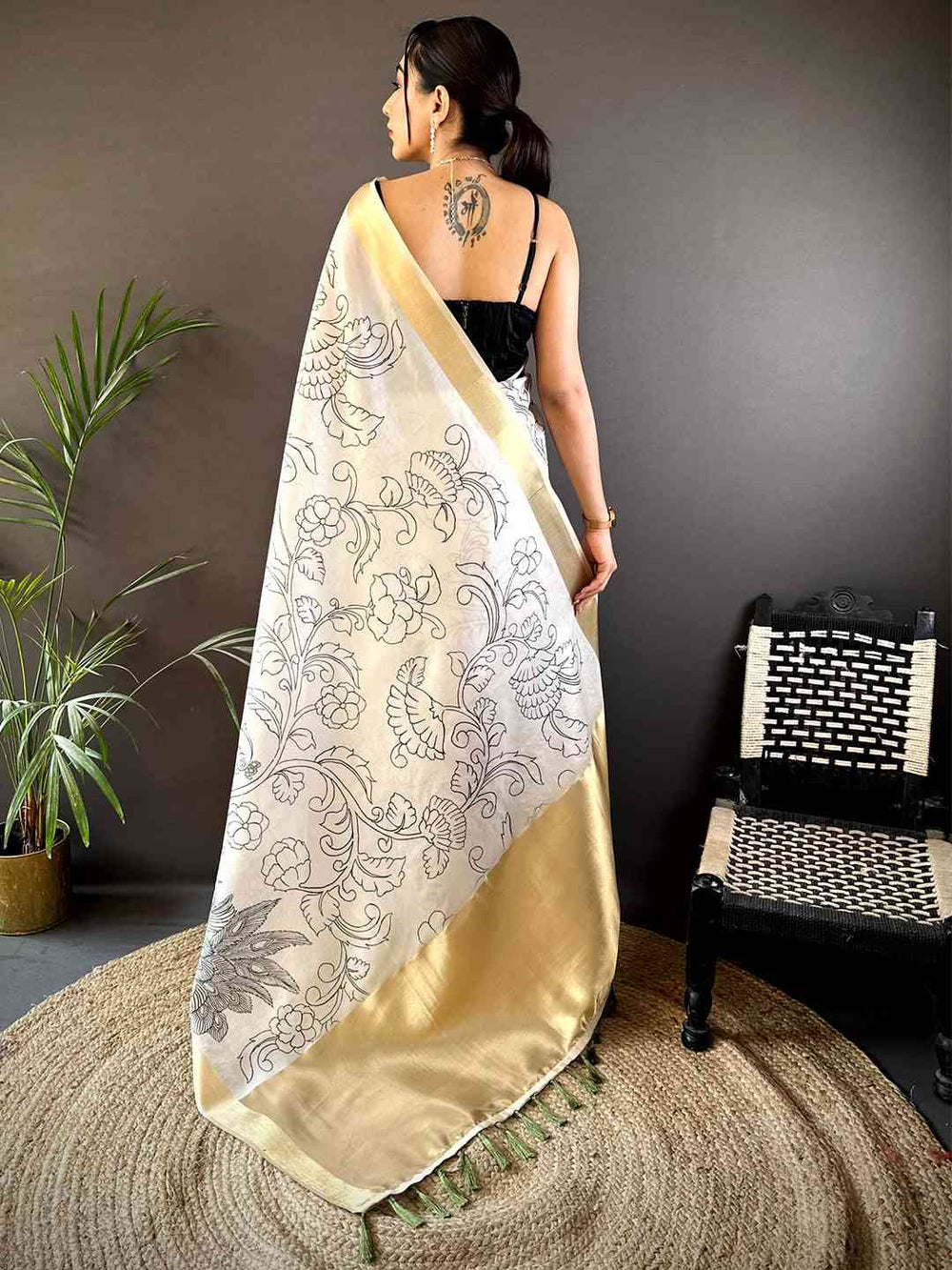 Graceful Pen Kalamkari Soft Tissue Silk Saree