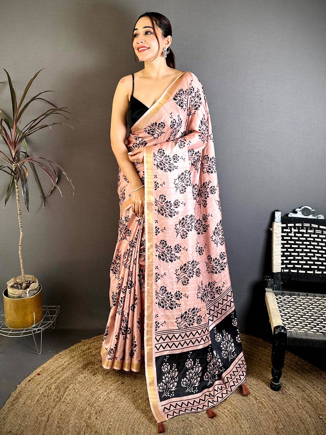 Soft Tussar Ghicha Black Floral Print Saree