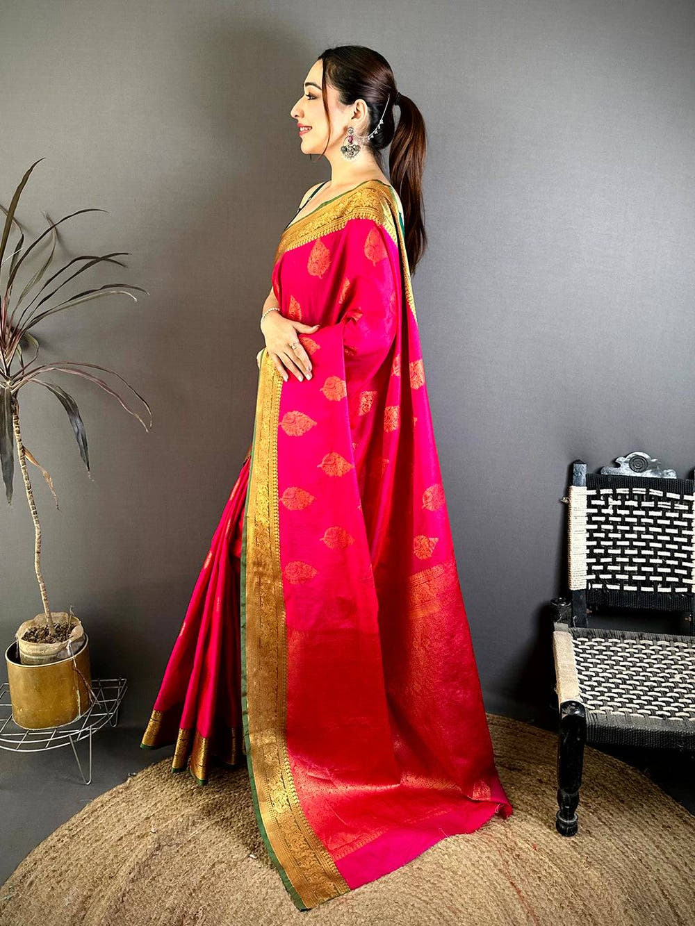 Royal Katan Tussar Feel Zari Border Saree
