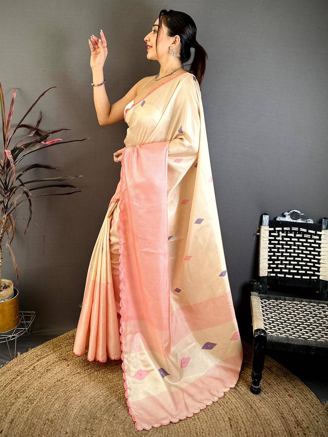 Heritage Cheks Ikat Tussar Saree