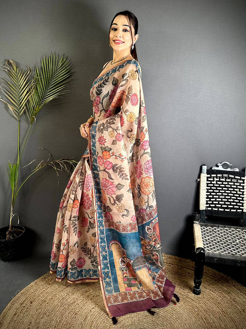 Opulent Floral Kalamkari Soft Linen Saree


