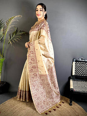 Maroon Floral Katha Ghicha Silk Saree