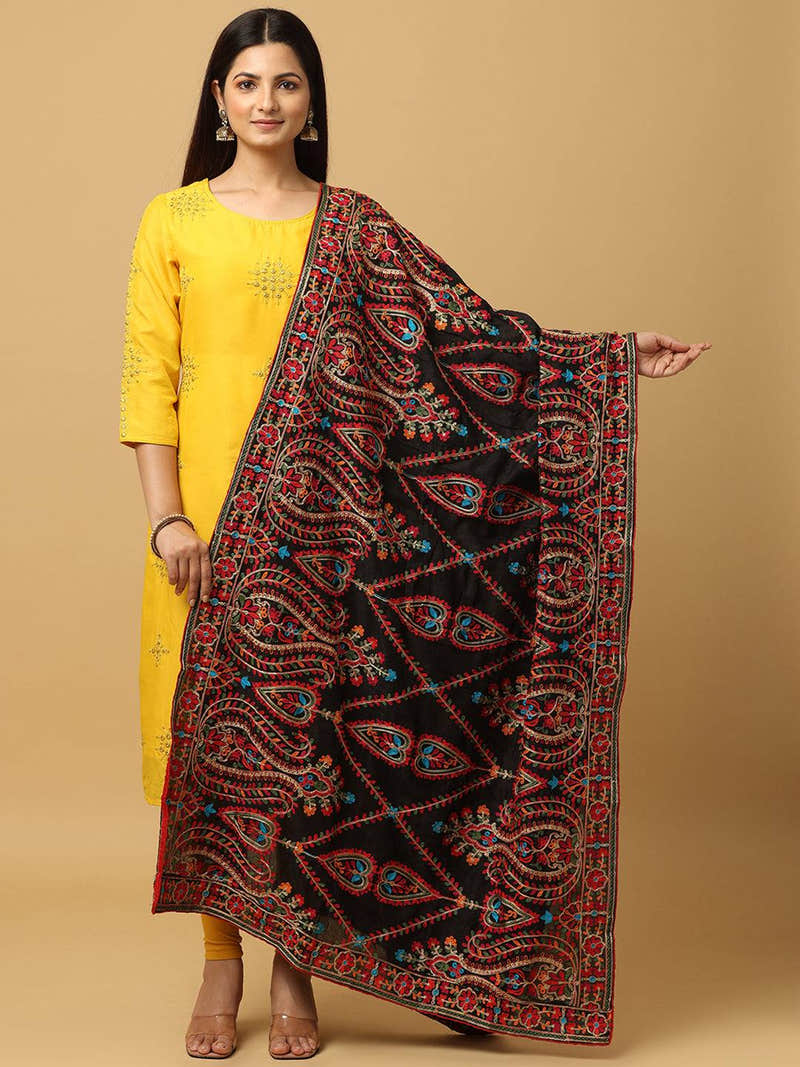 Black Geometric Zigzag Pashmina Dupatta