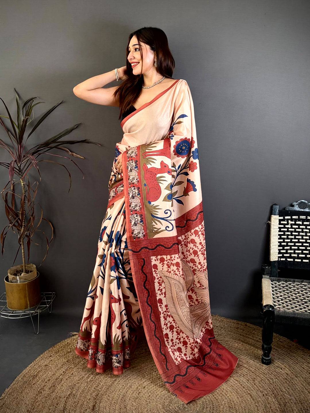 Stylish Cream Printed Soft Tussar Saree
