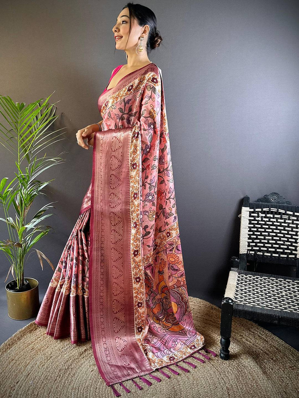 Rose Pink Floral Kalamkari Print Saree