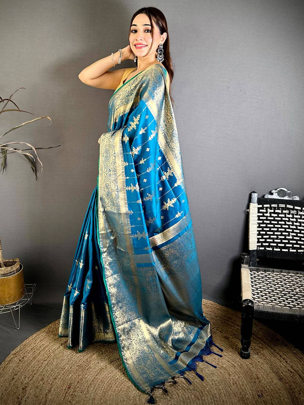 Regal Banarasi Katan Big Zari Border Saree
