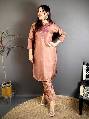 Stylish Manipuri Crew Neck Kurti