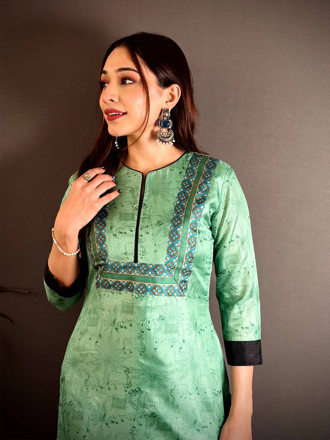 Soft Dola Silk Short Round Neck Kurti