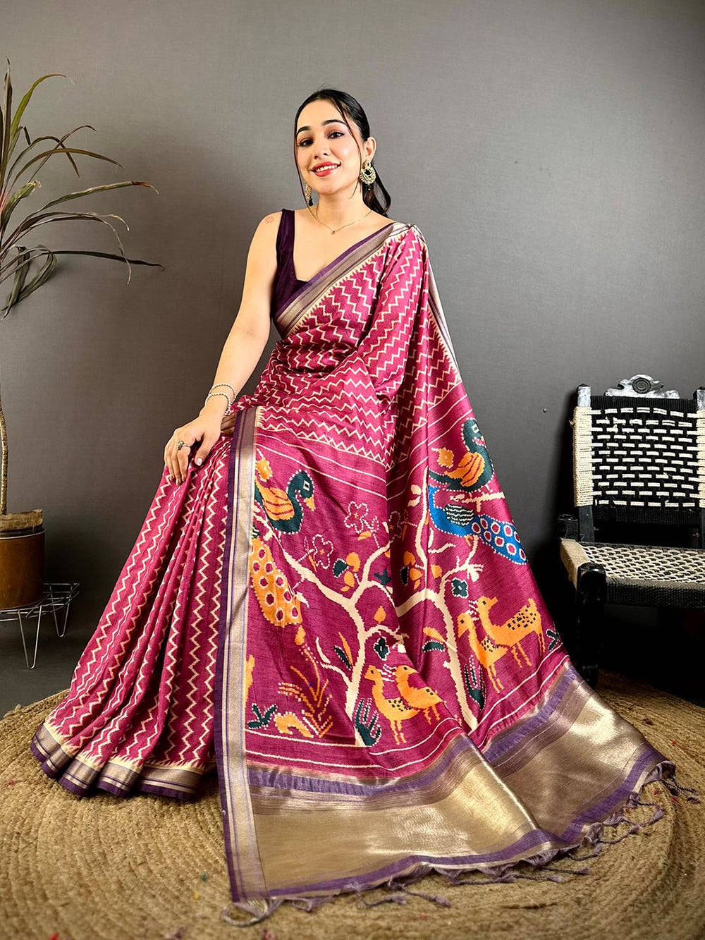 Classic Gold Lakda Patta Kalamkari Saree