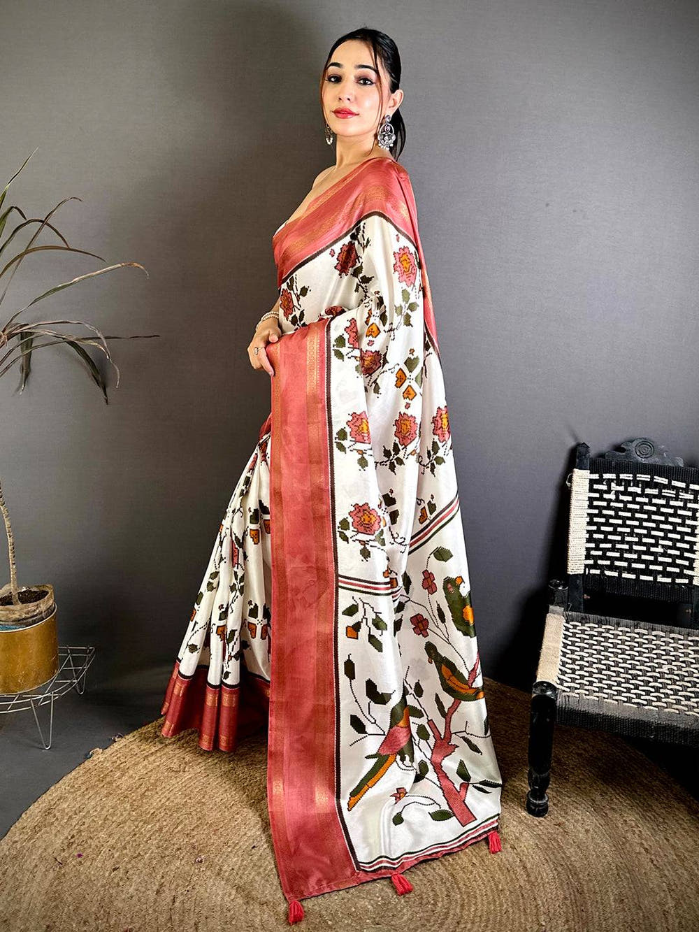 Coral Soft Dola Floral Print Gadwal Border Saree