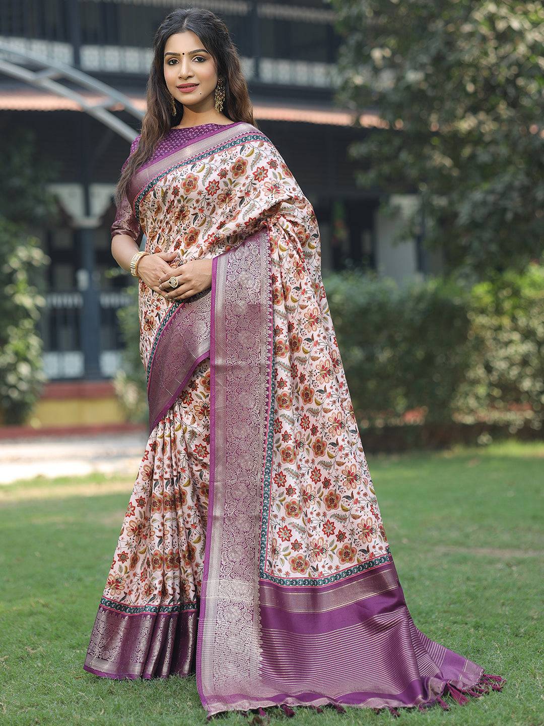 Pink Colour Phulkari Design Zari Weaving Pallu Saree