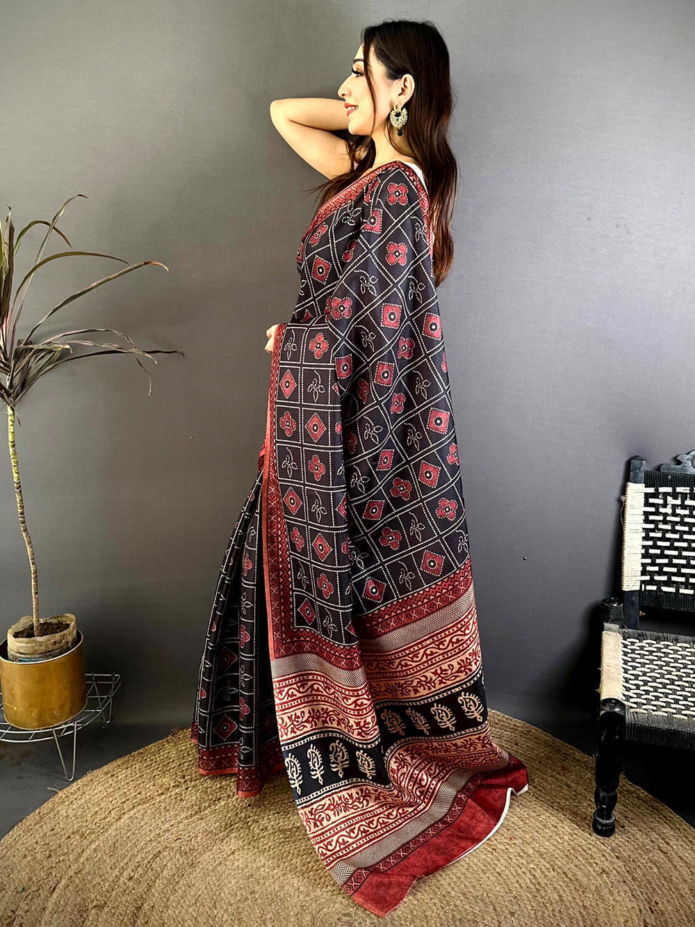 Elegant Tussar Ajrakh Geometric Floral Saree