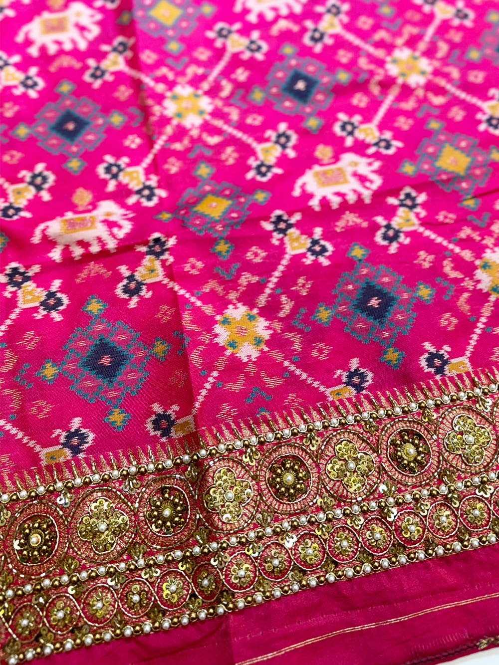 Elephant Ikkat Banarasi Soft Silk Saree With Maggam Blouse