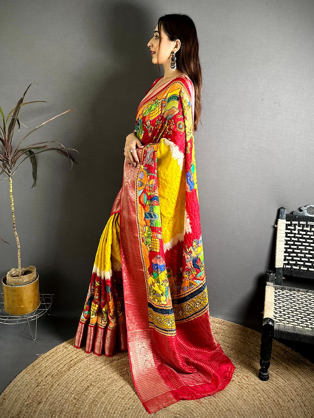 Stylish Pure Viscose Dola Check Saree